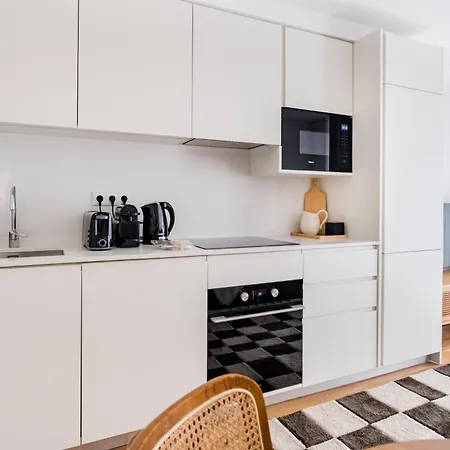 Povoa Terrace, A Curated Escape With Large Balcony Apartment *