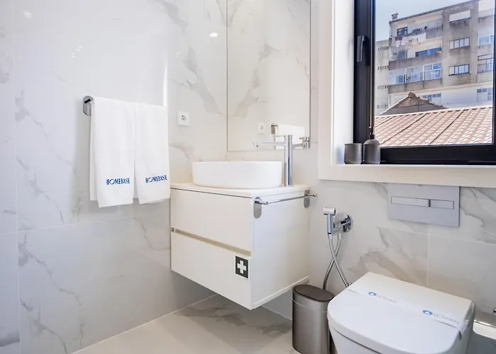 Povoa Terrace, A Curated Escape With Large Balcony * 포르투