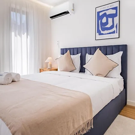 Povoa Terrace, A Curated Escape With Large Balcony *