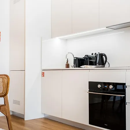 Povoa Terrace, A Curated Escape With Large Balcony * Porto