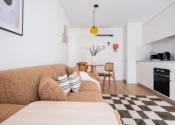 Povoa Terrace, A Curated Escape With Large Balcony Lejlighed