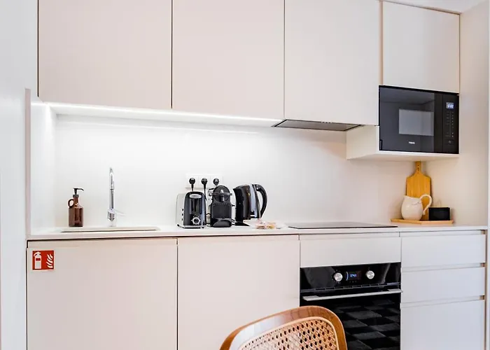 Povoa Terrace, A Curated Escape With Large Balcony Apartamento Porto