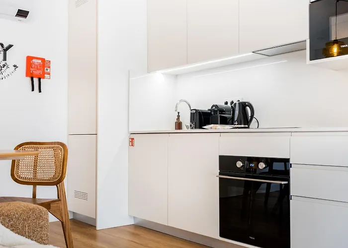 Povoa Terrace, A Curated Escape With Large Balcony * Oporto