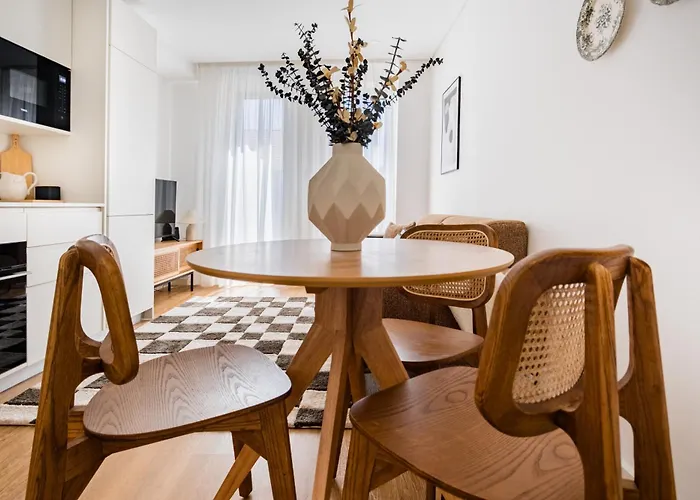 Povoa Terrace, A Curated Escape With Large Balcony * Oporto